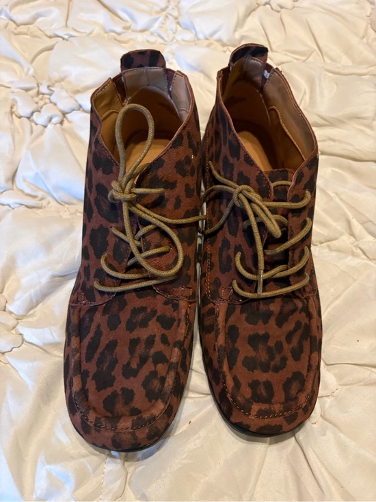Easy Spirit Shoes - Women’s Easy Spirit Leopard-Print bootie Boots in cheetah 🐆 print